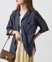 レトロ」に該当するレディースのシャツ/ブラウスファッション通販