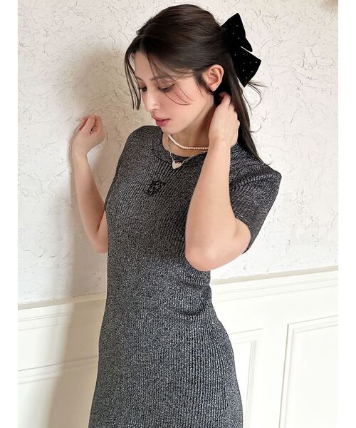 RESEXXY(リゼクシー)の「エンブロイダリーラメニットワンピース(ワンピース・レディース・ブラック/ベージュ/ラベンダー/グリーン・SMALL/MEDIUM)」の20枚目の写真