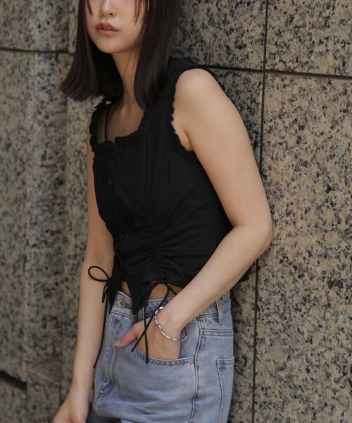 FREE'S MART(フリーズマート)の「◆ドロストノースリーブブラウス(シャツ/ブラウス・レディース・ホワイト/ブラック/ブルー・FREE)」の9枚目の写真