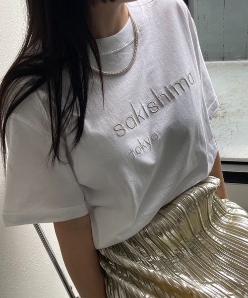 sakishimatokyo(サキシマトーキョー)の「sakishimatokyo 立体ロゴ刺繍Tシャツ/カットソー/半袖(Tシャツ/カットソー・レディース・杢グレー/シルバー/ホワイト/ブラック・FREE)」の7枚目の写真