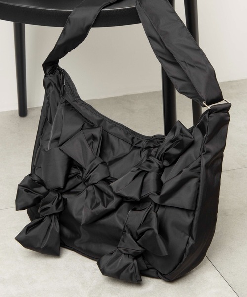 WEGO(ウィゴー)の「WEGO/リボンデザインBIGショルダー(ショルダーバッグ・レディース・シルバー/ブラック・FREE)」の15枚目の写真