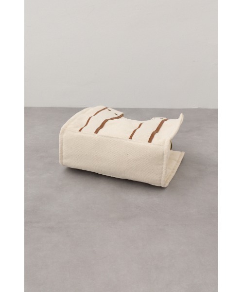 AZUL by moussy（アズールバイマウジー）の「キャンバスミニトートバッグ（トートバッグ・レディース・ライトベージュ/ブラック・FREE）」の5枚目の写真