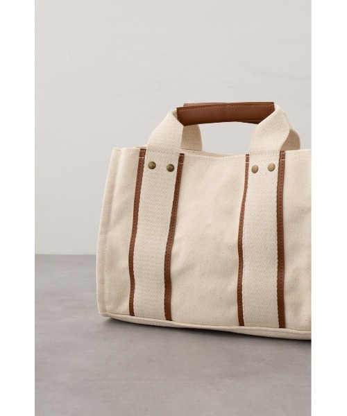 AZUL by moussy（アズールバイマウジー）の「キャンバスミニトートバッグ（トートバッグ・レディース・ライトベージュ/ブラック・FREE）」の6枚目の写真