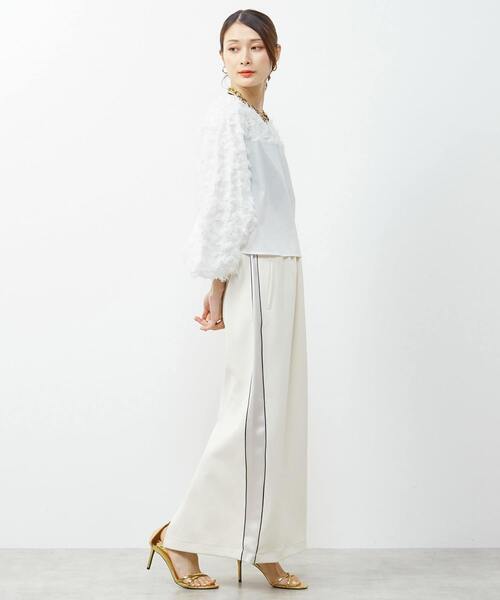 SOFFITTO（ソフィット）の「異素材使いカットジャガードブラウス（シャツ/ブラウス・レディース・パープル/ブラック/ホワイト・FREE）」の4枚目の写真