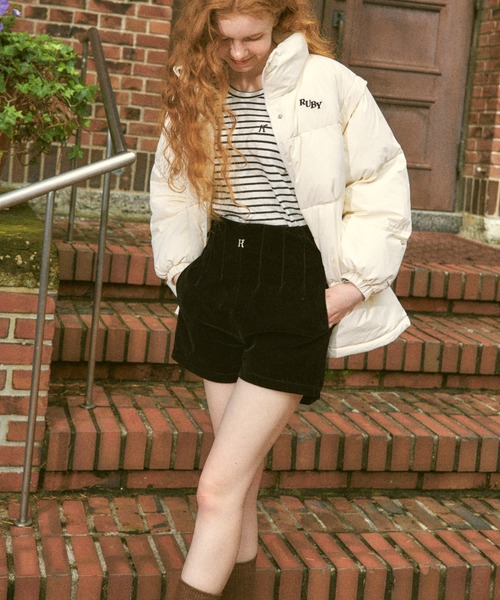 RUBY AND YOU（ルビーアンドユー）の「エンブロイダリーハイウエストショーツ（その他パンツ・レディース・ベージュ/ブラック・FREE）」の2枚目の写真