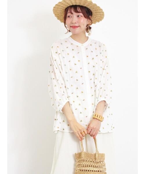 Samansa Mos2（サマンサ モスモス）の「小花総刺繍バンドカラーブラウス（シャツ/ブラウス・レディース・オフホワイト/ブラック/キナリ/ミント/ブラウン・F）」の13枚目の写真