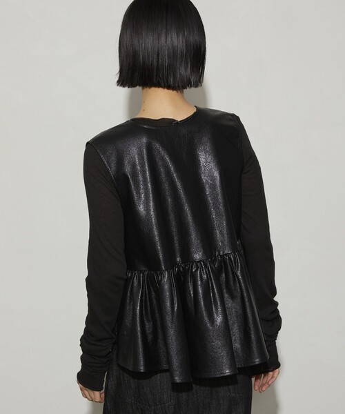 Firsthand（ファーストハンド）の「Firsthand/ファーストハンド フェイクレザー2WAYギャザートップス / ノースリーブ（ベスト・レディース・ブラウン/ブラック・ﾌﾘ-）」の6枚目の写真