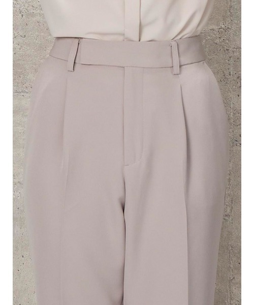 Perfect Suit FActory（パーフェクトスーツファクトリー）の「ダブルクロス【ボーテ・シルエット】タックテーパードパンツ　ベージュ（スーツパンツ・レディース・ベージュ/ブラック/グレー・M/L/LL/S）」の14枚目の写真