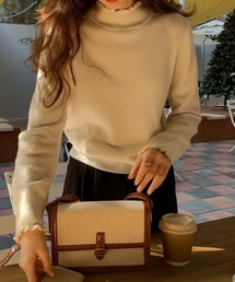 フリルハイネックニット