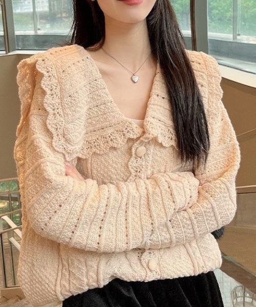 Achic(アシック)の「可愛い ニットカーディガン(カーディガン/ボレロ・レディース・ベージュ・M)」の3枚目の写真
