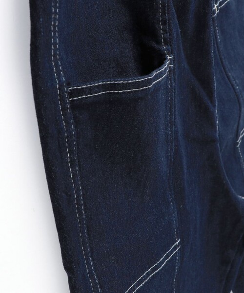 EDWIN(エドウィン)の「【Ou? by EDWIN】デニムオーバーサロペット(サロペット/オーバーオール・キッズ・ネイビー・90/100/110/120/130/140/150)」の6枚目の写真