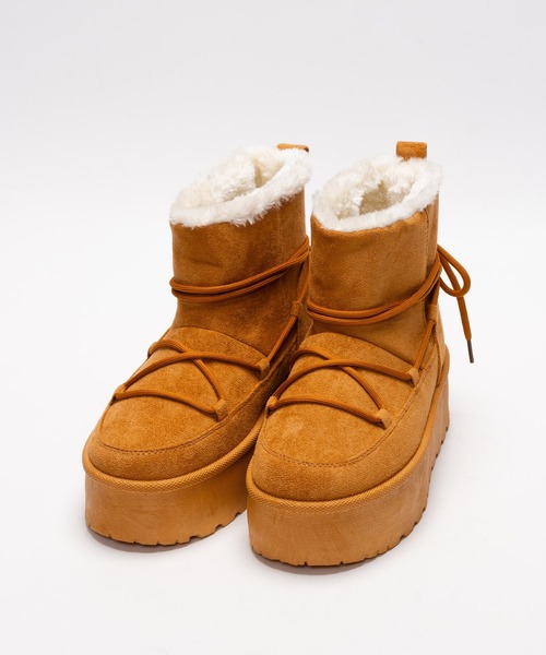 SVEC（シュベック）の「厚底ムートンブーツ / ボア レースアップ（ブーツ・レディース・キャメル/ブラック・35/36/37/38/39/40/41）」の4枚目の写真