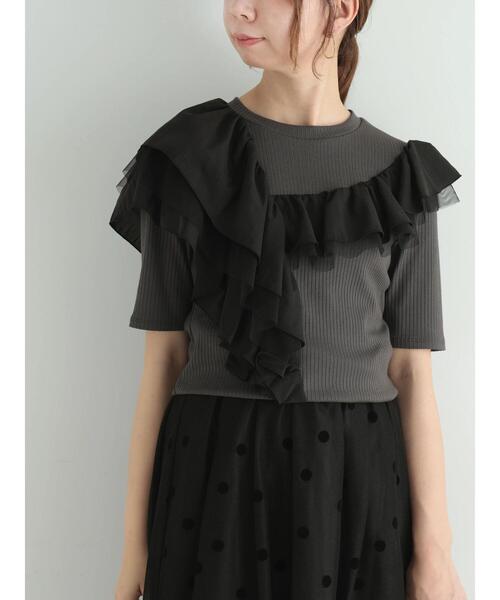 Te chichi（テチチ）の「アシメフリルリブプルオーバー（Tシャツ/カットソー・レディース・ベージュ/チャコールグレー/ブラック・F）」の3枚目の写真