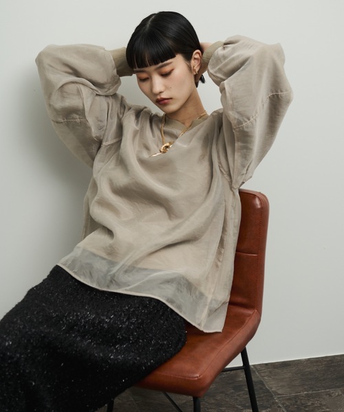 Shelly island（シェリーアイランド）の「オーガンジーレイヤードトレーナー（スウェット・レディース・ブラック/グレイッシュベージュ・FREE）」の9枚目の写真