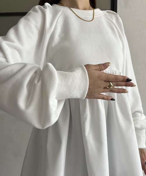 prose verse（プロズヴェール）の「フリルギャザー切替ペプラムスウェット（Tシャツ/カットソー・レディース・ブラック/オフホワイト/チャコールグレー・MEDIUM）」の5枚目の写真