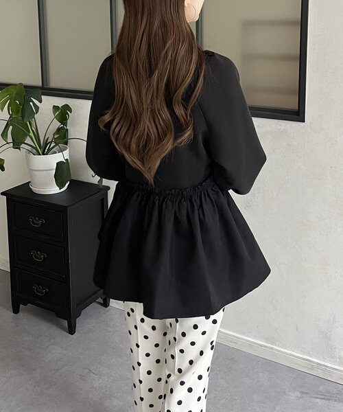 prose verse（プロズヴェール）の「フリルギャザー切替ペプラムスウェット（Tシャツ/カットソー・レディース・ブラック/オフホワイト/チャコールグレー・MEDIUM）」の13枚目の写真