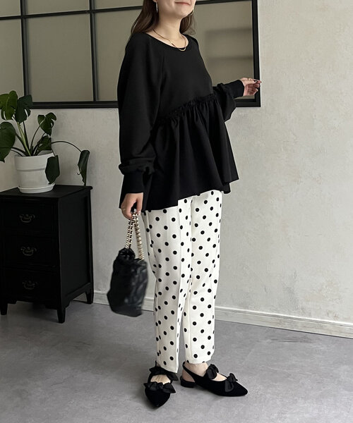 prose verse（プロズヴェール）の「フリルギャザー切替ペプラムスウェット（Tシャツ/カットソー・レディース・ブラック/オフホワイト/チャコールグレー・MEDIUM）」の22枚目の写真