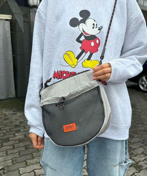 UNIVERSAL OVERALL(ユニバーサルオーバーオール)の「UNIVERSAL OVERALL / Front mesh zile shoulder / UVO-195(ショルダーバッグ・レディース・ライトグレー/ブラック/モカ・ONESIZE)」の3枚目の写真