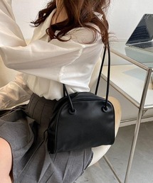 フェイクレザーアイレットシンプルショルダー