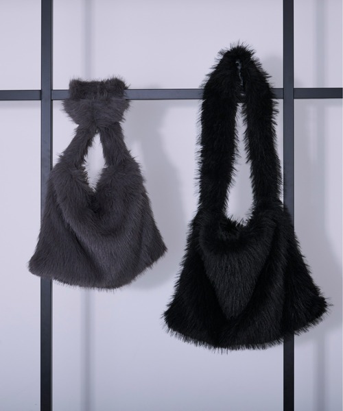 Ellno Loset（エルノロゼット）の「シャギーショルダーBAG（ショルダーバッグ・メンズ・グレー/ブラック・FREE）」の21枚目の写真