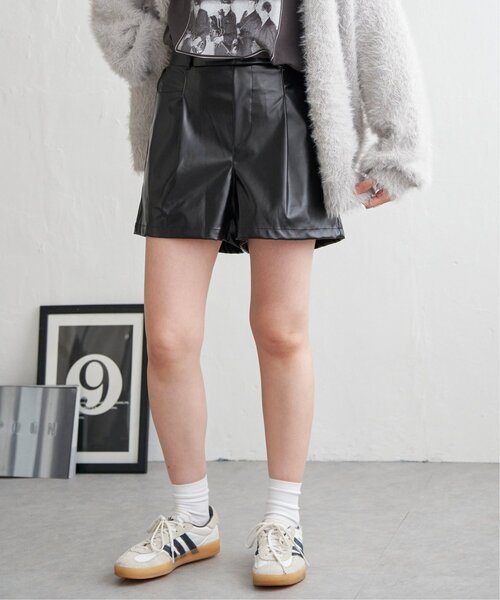 VENCEEXCHANGE（ヴァンスエクスチェンジ）の「合皮ショートパンツ（その他パンツ・レディース・ブラック/アイボリー・M/L）」の14枚目の写真