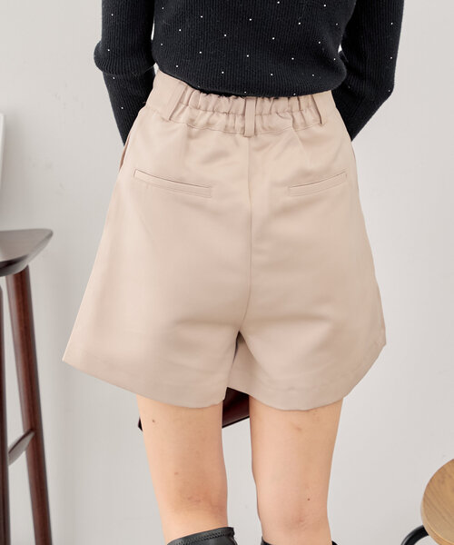 Chico（チコ）の「ポンチタックボリュームキュロット（その他パンツ・レディース・ブラック/ライトベージュ/ブラウン系その他・FREE）」の16枚目の写真