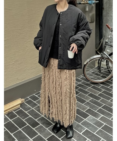 Re:EDIT（リエディ）の「[2024-25 WINTER COLLECTION][低身長サイズ有]フリンジニットナロースカート（スカート・レディース・ブラック/アイボリー/モカ・SHORT/MEDIUM/LARGE）」の6枚目の写真