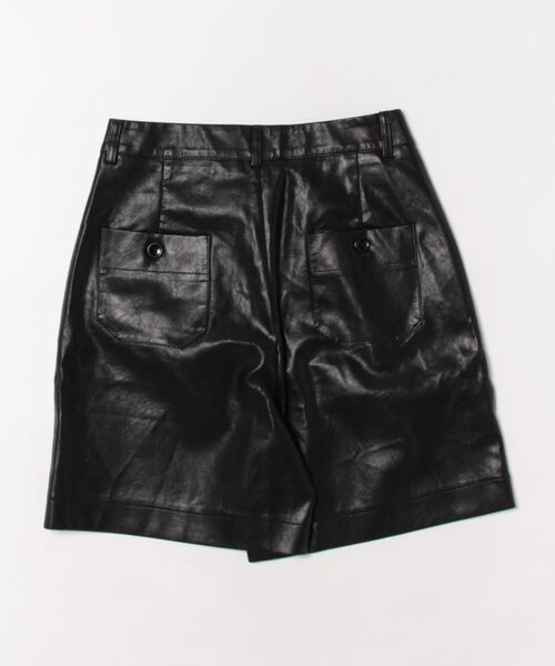 H.TOKYO(エイチトウキョウ)の「レザーライクハーフパンツ(その他パンツ・レディース・カーキ/ブラック/グリーン・LARGE/MEDIUM/XX-LARGE/X-LARGE)」の4枚目の写真
