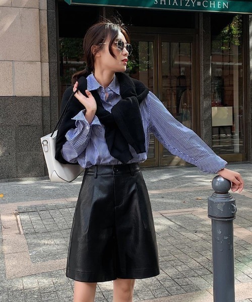 H.TOKYO(エイチトウキョウ)の「レザーライクハーフパンツ(その他パンツ・レディース・カーキ/ブラック/グリーン・LARGE/MEDIUM/XX-LARGE/X-LARGE)」の16枚目の写真