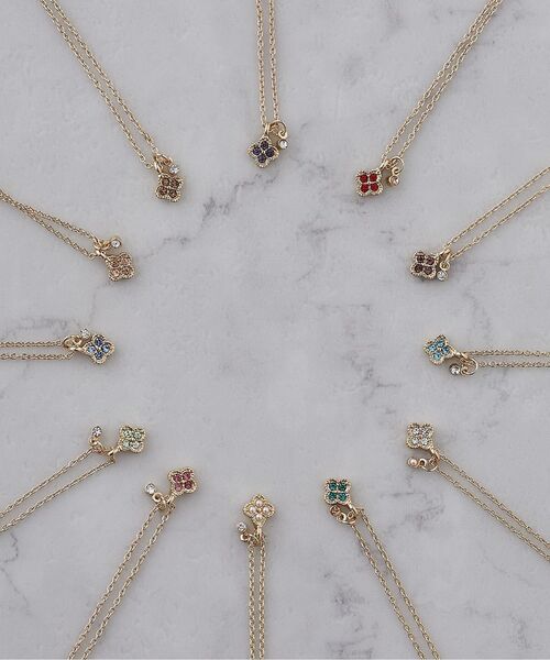 Maison de FLEUR(メゾンドフルール)の「バースストーンカラーネックレス(ネックレス・レディース・K/L/B/G/I/A/H/J/C/D/E/F・FREE)」の13枚目の写真