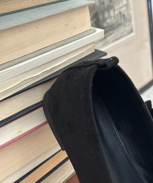 by muni:r（バイ ムニール）の「リボンスエードフラットシューズ（バレエシューズ・レディース・ブラック/レッド/レオパード/ライトピンク/グレイッシュベージュ・23.5cm/24.5cm/23.0cm/24.0cm/25.0cm）」の9枚目の写真