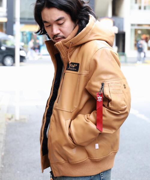 Alpha Industries（アルファインダストリーズ）の「ALPHA(アルファ)【メンズ】【WEB限定】フーデッドリブフェイクレザージャケット/2WAY（ミリタリージャケット・メンズ・キャメル・M/L/XL）」の18枚目の写真