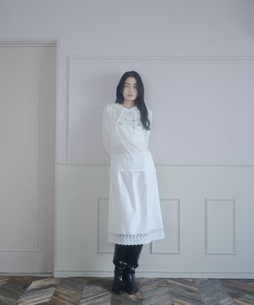 Smyeon（スミョン）の「Graphic sheer hoodie/グラフィックシアーパーカー（パーカー・レディース・ホワイト/ブラック・FREE）」の19枚目の写真