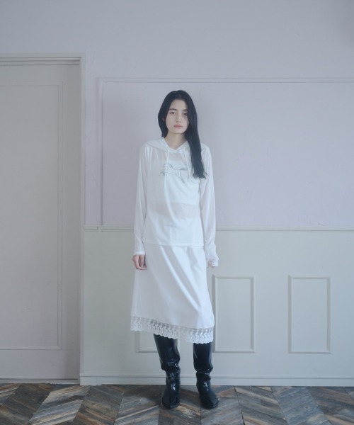 Smyeon（スミョン）の「Graphic sheer hoodie/グラフィックシアーパーカー（パーカー・レディース・ホワイト/ブラック・FREE）」の20枚目の写真