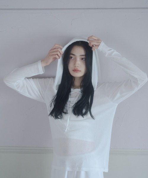 Smyeon（スミョン）の「Graphic sheer hoodie/グラフィックシアーパーカー（パーカー・レディース・ホワイト/ブラック・FREE）」の3枚目の写真