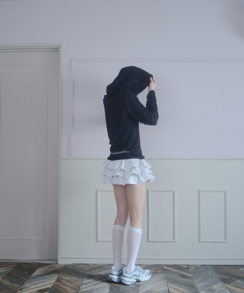 Smyeon（スミョン）の「Graphic sheer hoodie/グラフィックシアーパーカー（パーカー・レディース・ホワイト/ブラック・FREE）」の18枚目の写真