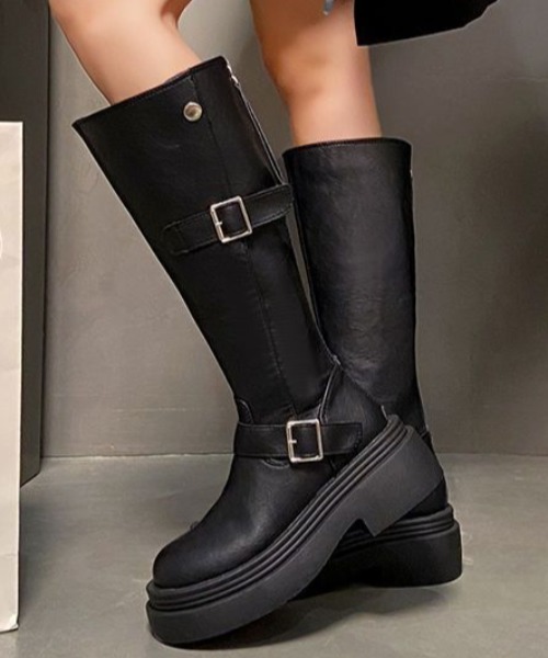 バックル付きレザーロングブーツ CHARLES ＆ KEITH ブーツ メタリックバックル ロングブーツ レディース