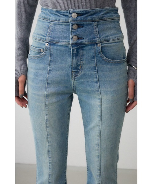MOUSSY ライトブルーフレアデニム 25インチ 新品タグ付き 新品 タグ付き MOUSSY MVS FLARE フレア デニムパンツ 25 - メルカリ