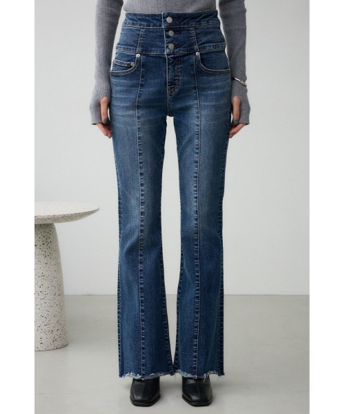AZUL DENIM ハイウエストボタンフレアデニム（デニムパンツ）｜AZUL BY