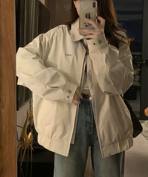 LAC-VERT(ラック・ヴェール)の「【2WAY】リバーシブル 無地/チェック柄ブルゾン(ブルゾン・レディース・オフホワイト/ネイビー・FREE)」の6枚目の写真