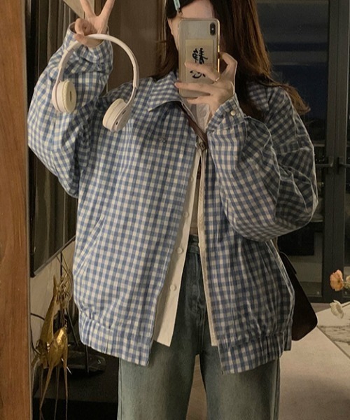 LAC-VERT(ラック・ヴェール)の「【2WAY】リバーシブル 無地/チェック柄ブルゾン(ブルゾン・レディース・オフホワイト/ネイビー・FREE)」の8枚目の写真