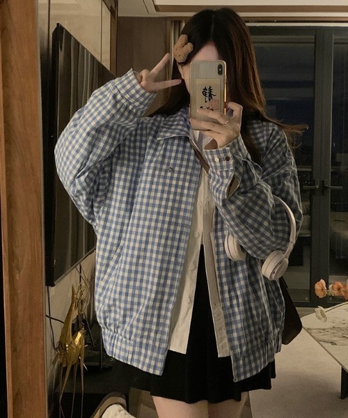 LAC-VERT(ラック・ヴェール)の「【2WAY】リバーシブル 無地/チェック柄ブルゾン(ブルゾン・レディース・オフホワイト/ネイビー・FREE)」の11枚目の写真