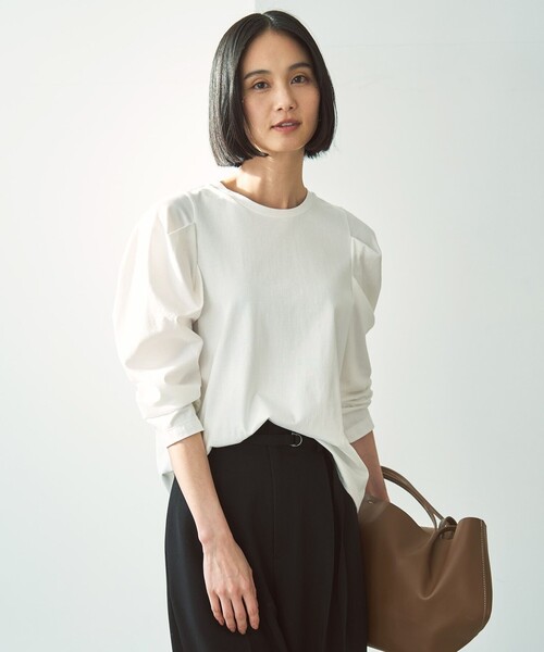UNFILO(アンフィーロ)の「タックスリーブT(Tシャツ/カットソー・レディース・ブラック系/ホワイト系/ライトオレンジ系/ブラック系1・X-LARGE)」の2枚目の写真