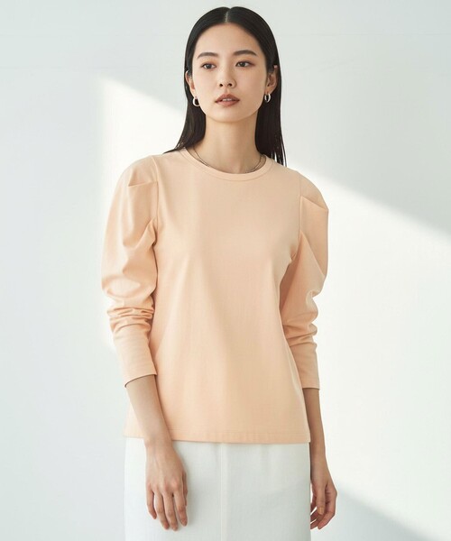 UNFILO(アンフィーロ)の「タックスリーブT(Tシャツ/カットソー・レディース・ブラック系/ホワイト系/ライトオレンジ系/ブラック系1・X-LARGE)」の4枚目の写真
