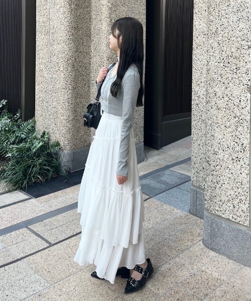 mellowneon(メロウネオン)の「ランダムティアードスカート(スカート・レディース・アイボリー/ブラック・MEDIUM/SMALL)」の9枚目の写真