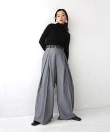hellam（へラム）の「センタータックワイドパンツ（スラックス）」