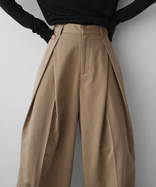 hellam（へラム）の「センタータックワイドパンツ（スラックス・レディース・ブラック/ライトグレー/キャメル/チャコール・FREE）」の6枚目の写真