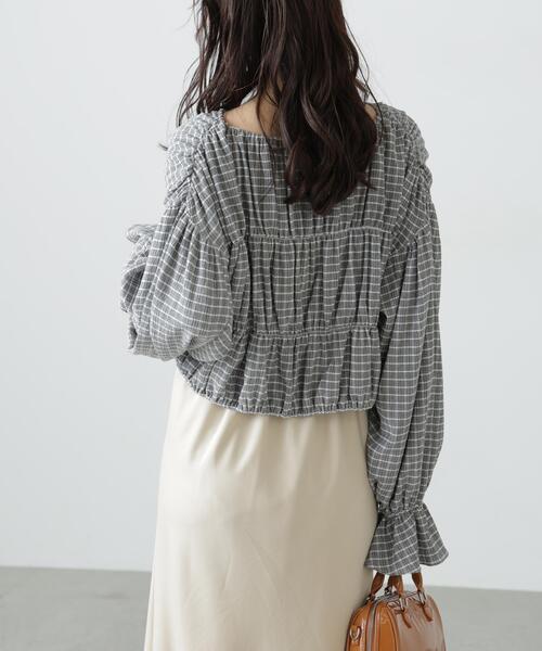 FREE'S MART（フリーズマート）の「◆シアーギャザー前開き短丈ブラウス（シャツ/ブラウス・レディース・イエロー/ホワイト/ブラック/ブラック系その他・FREE）」の18枚目の写真