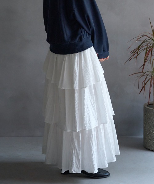 TRIANGLE PALETTE（トライアングルパレット）の「アシメティアード ロングスカート（スカート・レディース・ダークグレー/ブラック/アイボリー/カーキ/ホワイト・FREE）」の2枚目の写真