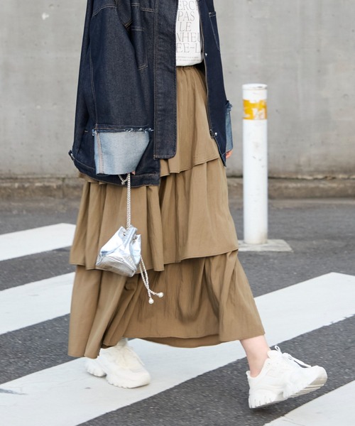 TRIANGLE PALETTE（トライアングルパレット）の「アシメティアード ロングスカート（スカート・レディース・ダークグレー/ブラック/アイボリー/カーキ/ホワイト・FREE）」の5枚目の写真